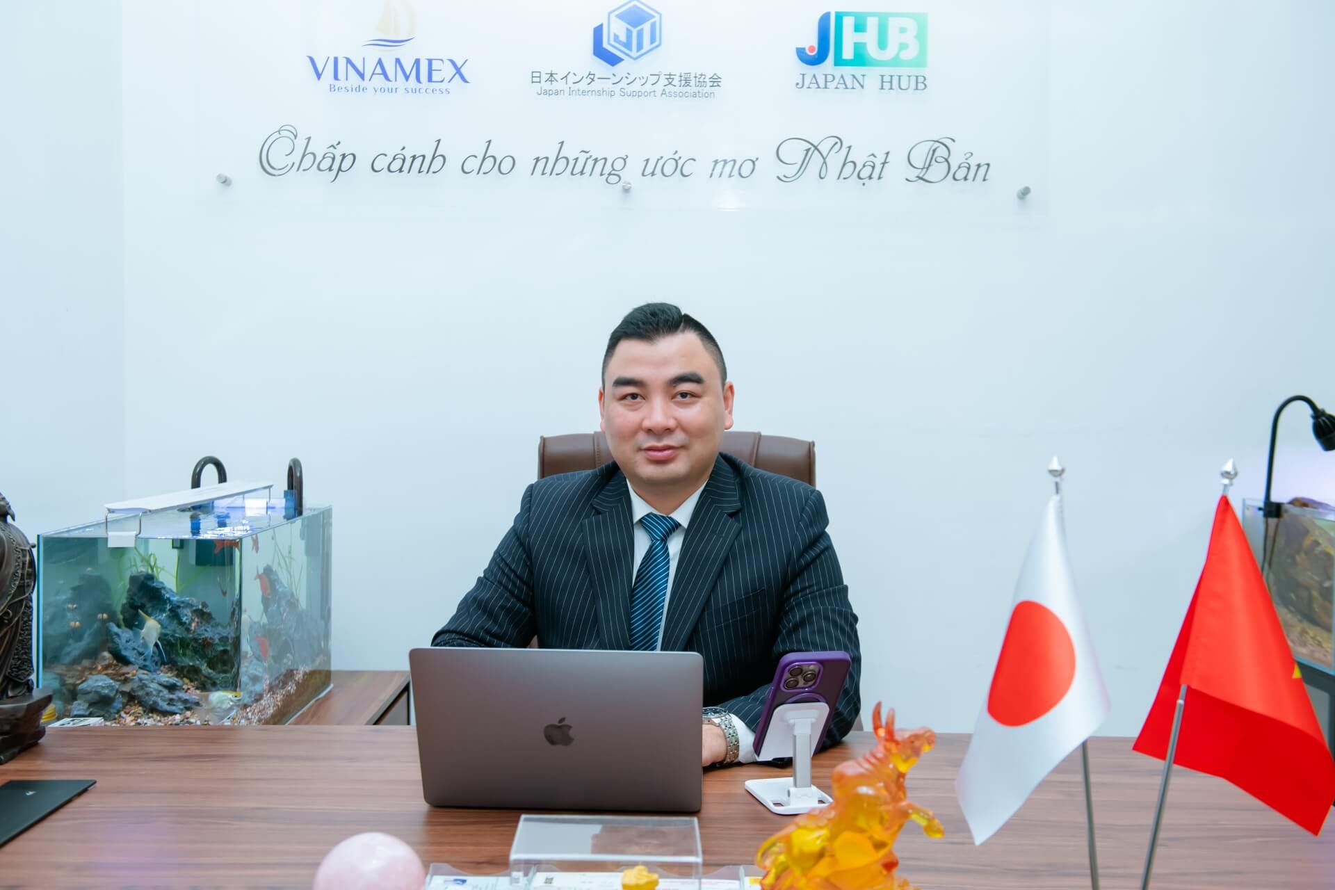 Tại sao chọn chúng tôi? Tại sao chọn chúng tôi?